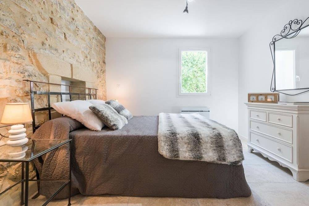 Completely renovated Mas Provencal in Manosque, Parc naturel régional du Luberon