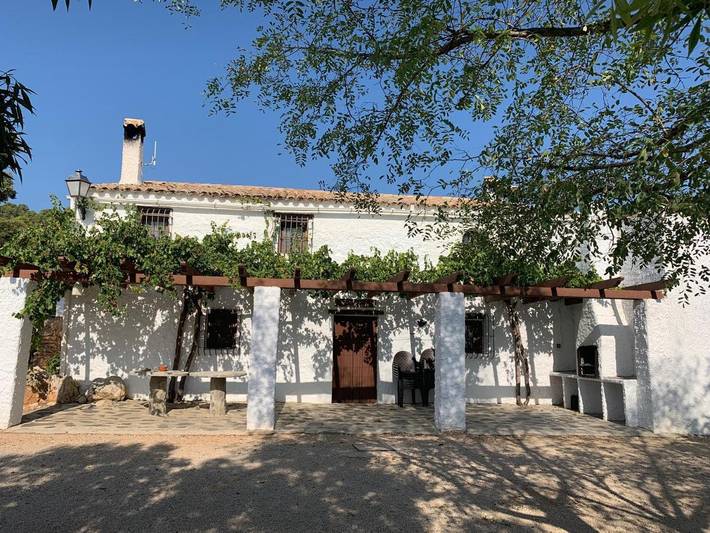 Casa rural para 16 personas, con jardín además de piscina y vistas en Castril - 3