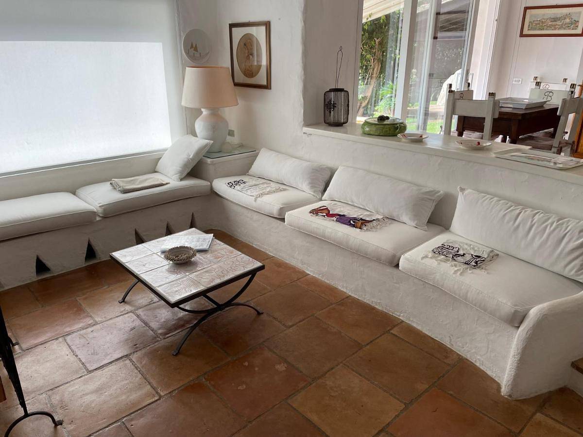 Villa Bianca, piscina e panorama in Torre delle Stelle, Cagliari e Dintorni