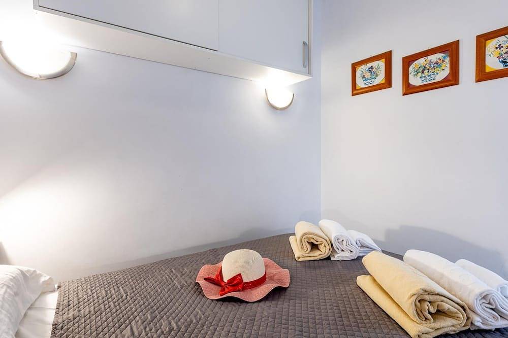 Entire apartment, Chaparral 268, lovely 1 bedroom in Costa del Silencio in Costa del Silencio, Arona