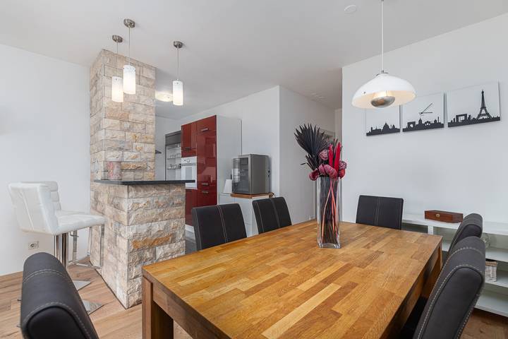 Appartement entier, Appartement de vacances pour 5 personnes avec balcon in Poreč, Grad Poreč