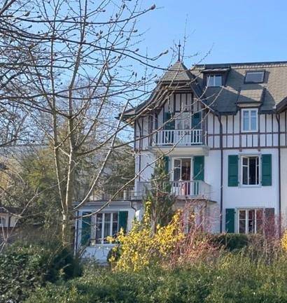 B&b voor 2 personen, with Tuin and Zwembad as well as Uitzicht in Bern