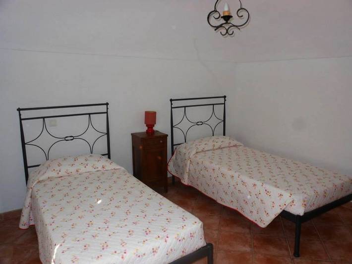 Gîte pour 4 personnes, avec terrasse ainsi que vue et piscine, animaux acceptés à Seborga - 4