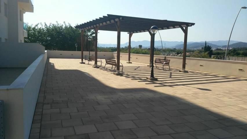 Gîte pour 6 personnes, avec vue ainsi que piscine et jardin à Piles - 3