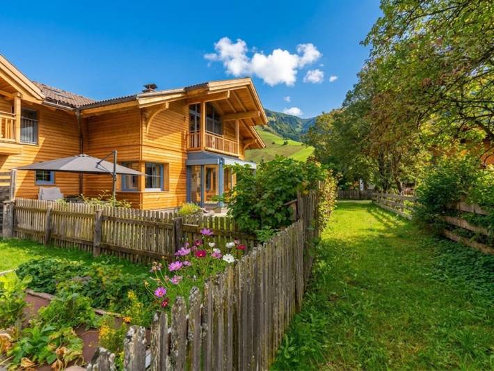 Ferienhaus für 10 Personen, mit Balkon und Terrasse sowie Garten und Sauna in Rauris