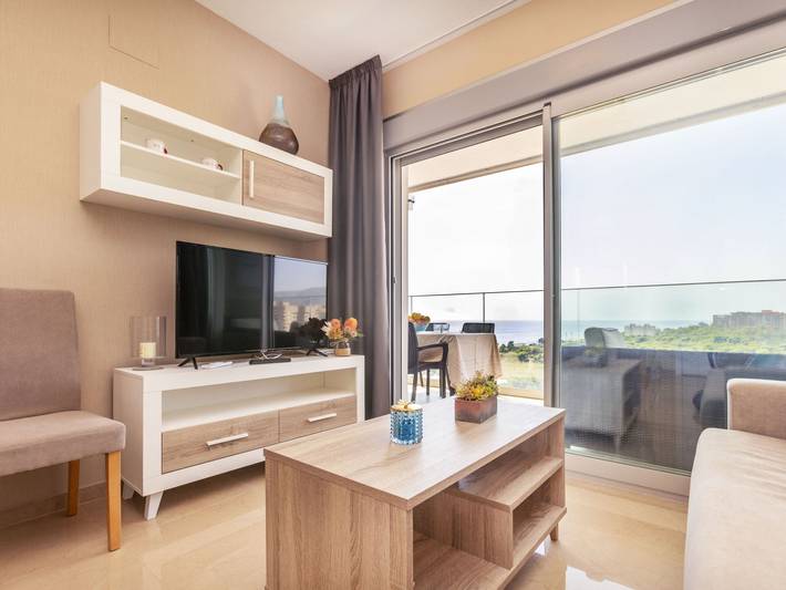 Gîte pour 4 personnes, avec jardin ainsi que terrasse et bassin pour enfant à Cabanes - 3