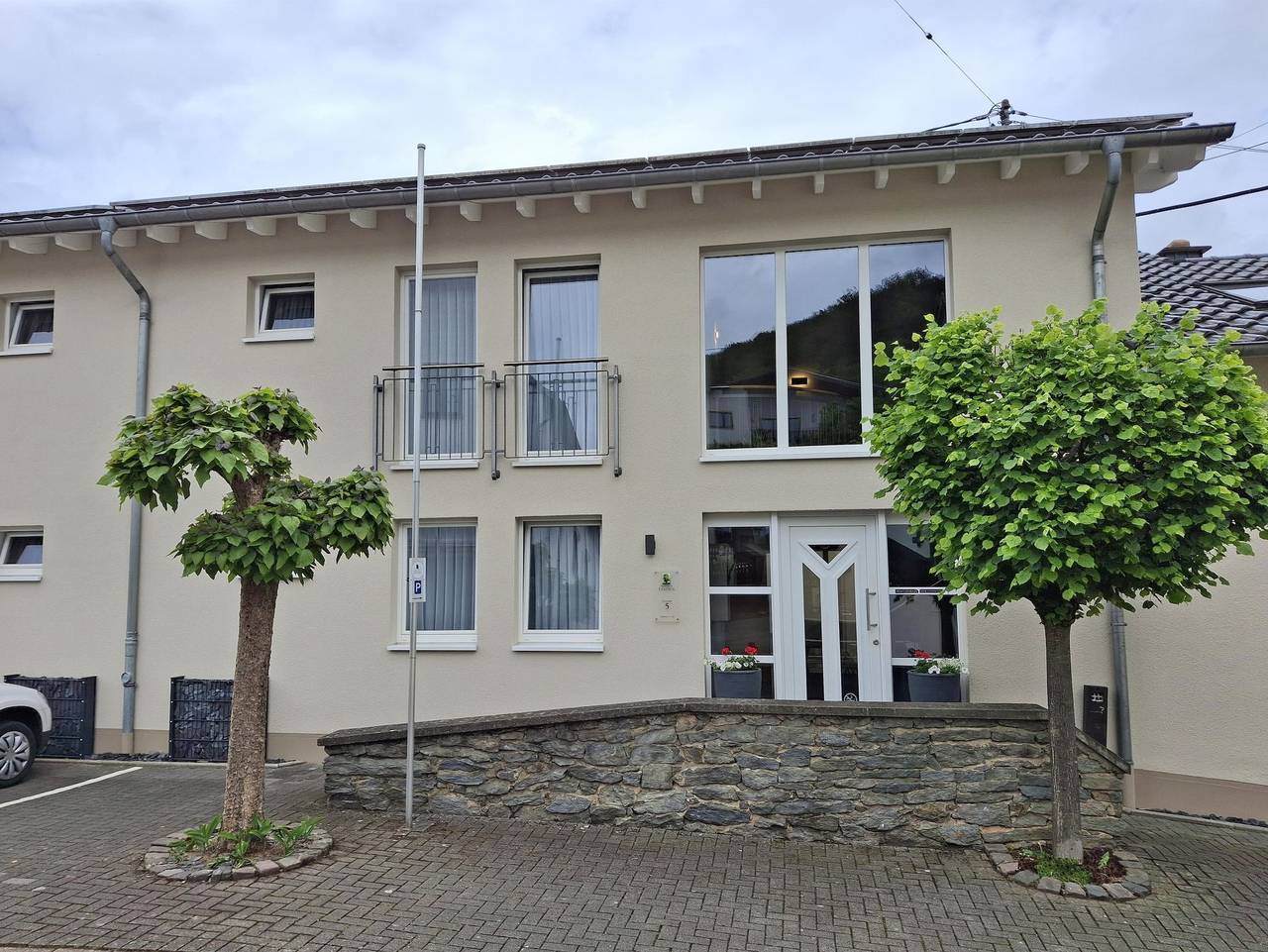 Linden's Pension-Restaurant - Doppelzimmer Dusche/Wc in Ayl, Landkreis Trier-Saarburg