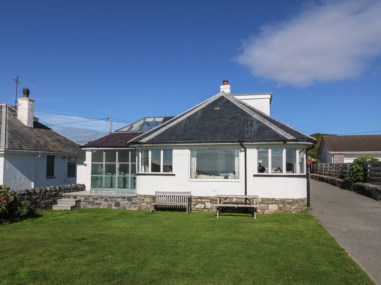 Angorfa - Trearddur Bay in Trearddur Bay, Isle of Anglesey