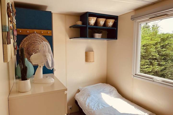 Camping pour 5 personnes, avec piscine et jacuzzi ainsi que terrasse et sauna à Ramatuelle - 3