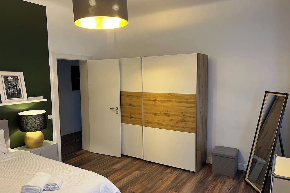 Ganze Wohnung, Stilvolle Wohnung in Hamburg-Uhlenhorst in Hamburg-Nord, Hamburg
