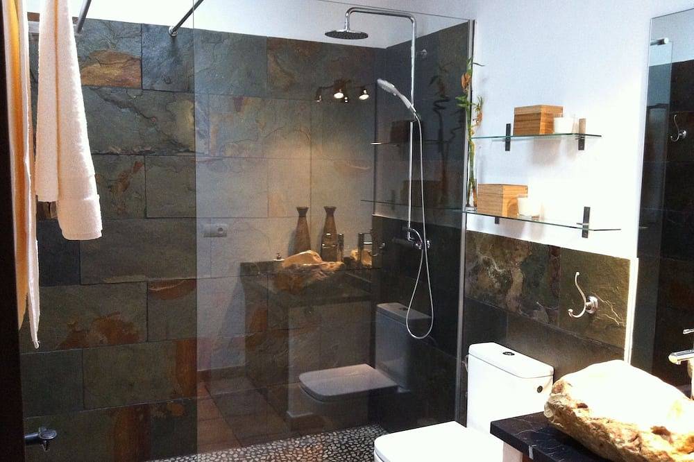 Ibizenkischen Haus mit großem Außen-Jacuzzi und Meerblick. (Etv / 0893. E) in Cala de Sant Vicent, Sant Joan de Labritja