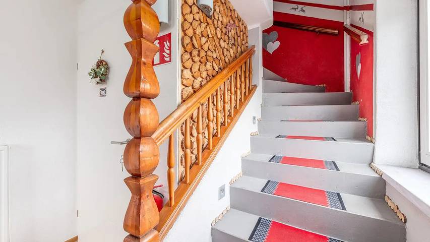 Hütte für 6 Personen, mit Balkon und Garten in Haus - 2