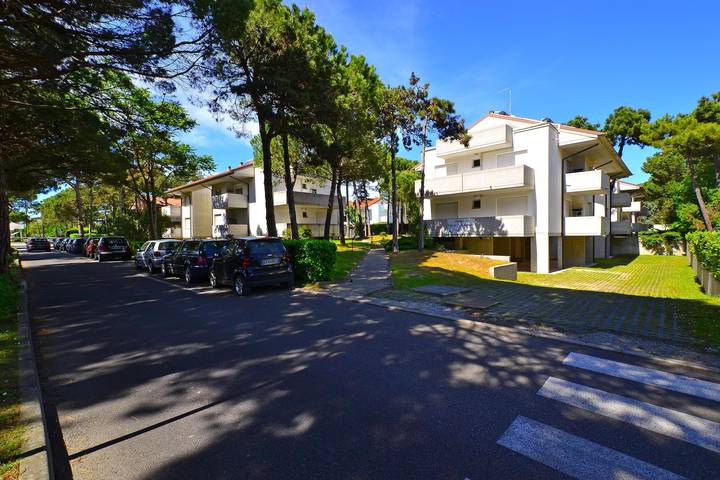 Appartamento vacanze per 4 persone, con piscina e giardino - 1