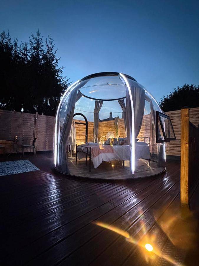 Gîte pour 2 personnes, avec Jacuzzi et Terrasse ainsi que Jardin et Piscine à Ousse (Pyrénées-Atlantiques)