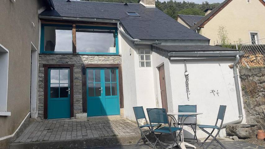 Gîte pour 6 personnes, avec jardin et vue, adapté aux familles à Gouaux