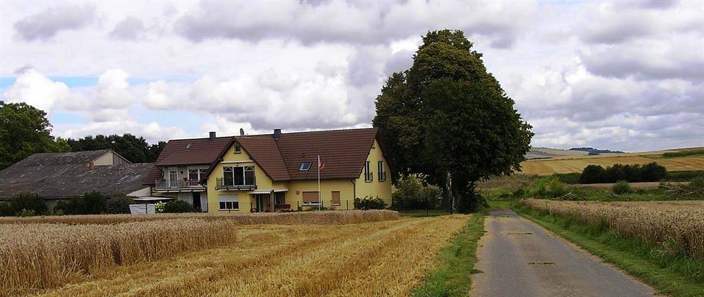 Ferienwohnung für 8 Personen, mit Balkon, kinderfreundlich in der Eifel - 2