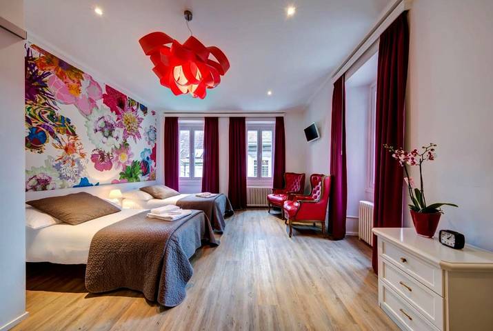 Hotel für 4 Personen, mit Terrasse und Ausblick in Lausanne