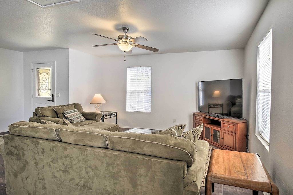 Neu! Haus w / Bbq, 1. 5Mi zu Indian Rocks Beach + Golf in Largo, Pinellas County