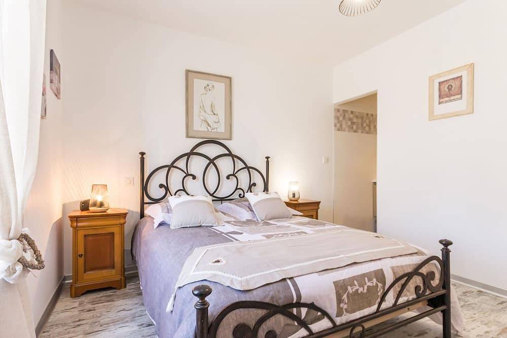 Maison moderne à 100m de la mer avec jardin clos, garage, Wifi, proche camping avec commerces, animaux Ok in Pen Bé, Assérac