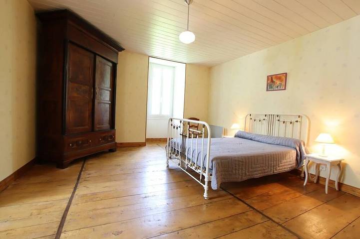 Location de vacances pour 6 personnes, avec jardin, animaux acceptés à Osse-en-Aspe - 3