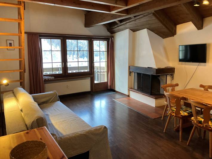 Ganze Ferienwohnung, Ferienwohnung Sternenhimmel - 6-Bettwohnung in Medels im Rheinwald, Rheinwald