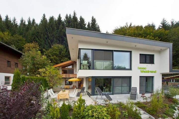 Ferienwohnung für 6 Personen, mit Terrasse und Garten sowie Ausblick in Oberndorf in Tirol - 3
