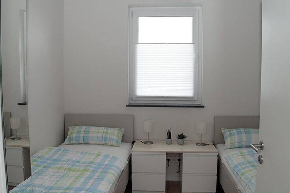 Ganze Wohnung, 4-Bett-Fewo Pellenzblick, Erdgeschoss - Ferienwohnungen Pellenzblick in Laacher See, Nickenich