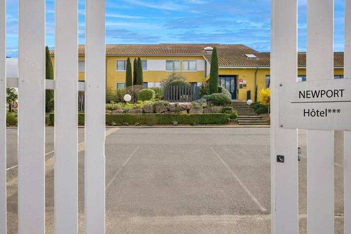 Hôtel pour 3 personnes, avec terrasse et jardin, animaux acceptés à Villefranche-sur-Saône - 2