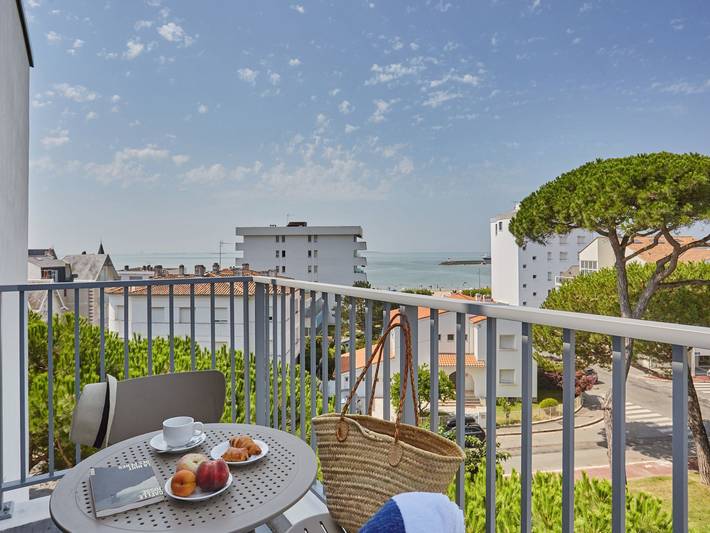 Gîte pour 4 personnes, avec balcon ainsi que sauna et bassin pour enfant dans Plage de Foncillon - 2