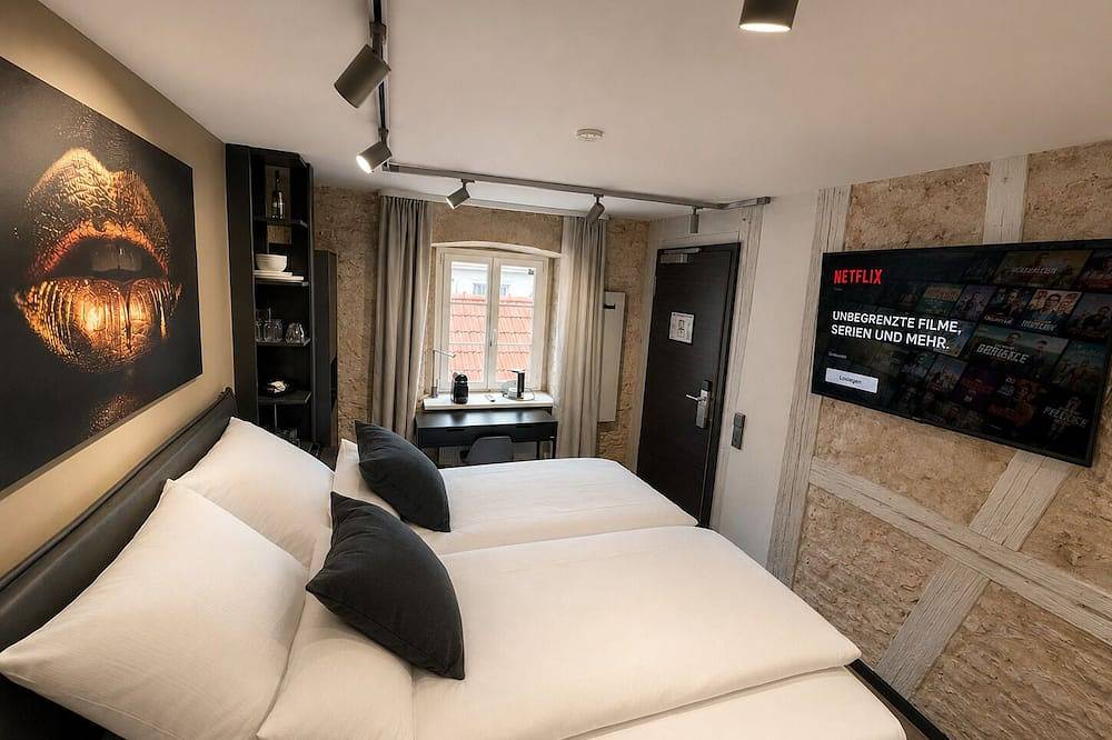 Nox Designhotel mit Self-Check-In Doppelzimmer 1 Grey in Walzbachtal, Kraichgau