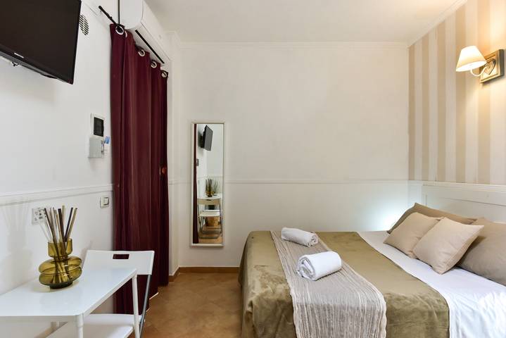 Bed and breakfast for 2 people in Rome