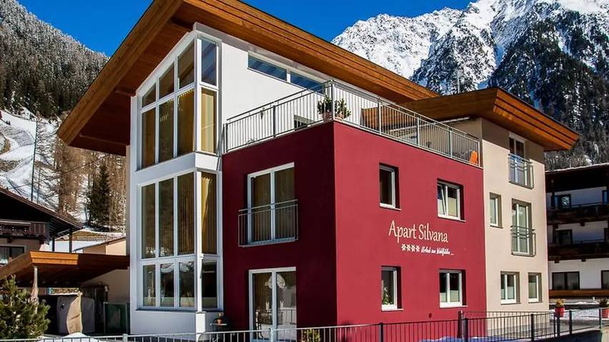 Ferienwohnung für 8 Personen, mit Terrasse und Sauna in Tiroler Oberland - 2