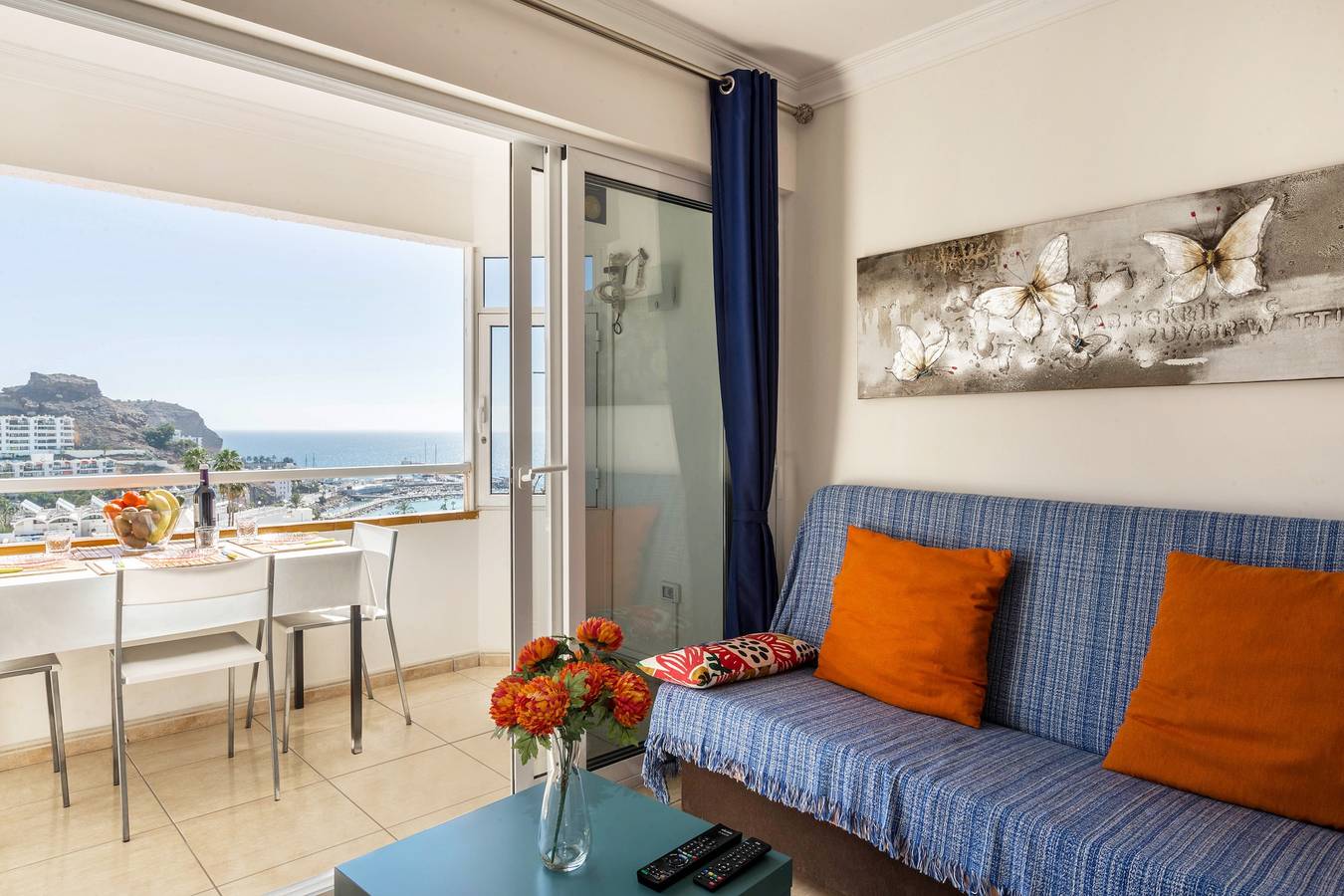 Entire apartment, Holiday Apartment ‘Sweet Home’ with Air Conditioning, Terrace & Shared Pool in Puerto Rico (Gran Canaria), Mogán