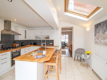 Log Cabin for 4 People in Weymouth, Jurassic Coast, Photo 1