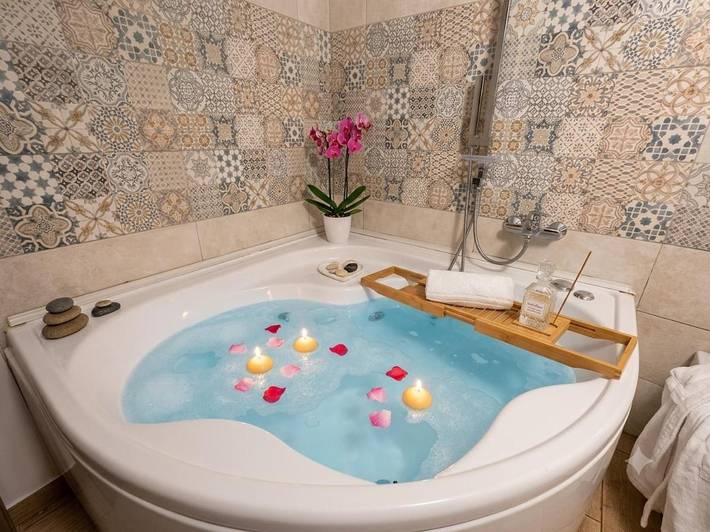 Casa vacanza per 2 persone, con Idromassaggio e Terrazza nonché Piscina e Panorama a Subiaco