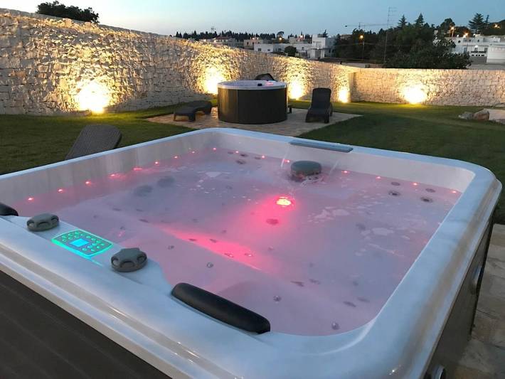 Hôtel pour 2 personnes, avec vue ainsi que jardin et piscine à Castellana Grotte - 4