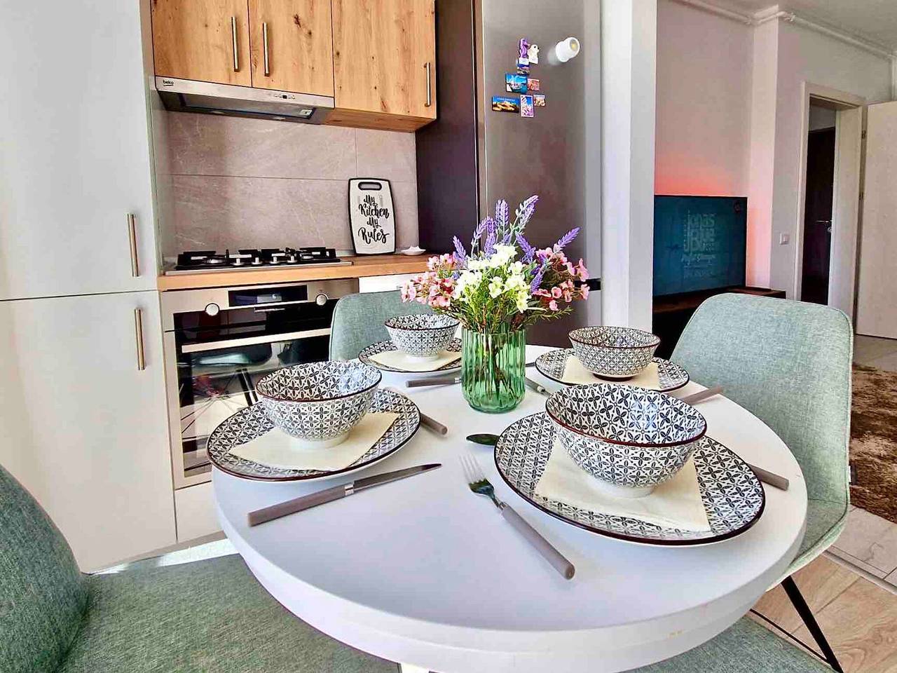 Apartamento entero, Sector3 Moderno y gran terraza a 25 minutos del casco antiguo in Titan - Balta Albă, Bucarest