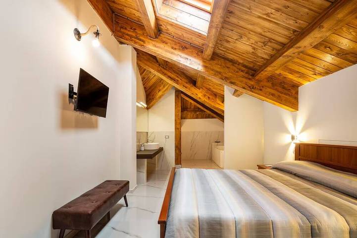 Villa con piscina immersa nella verde Irpinia in Santa Lucia di Serino, Provincia d'Avellino