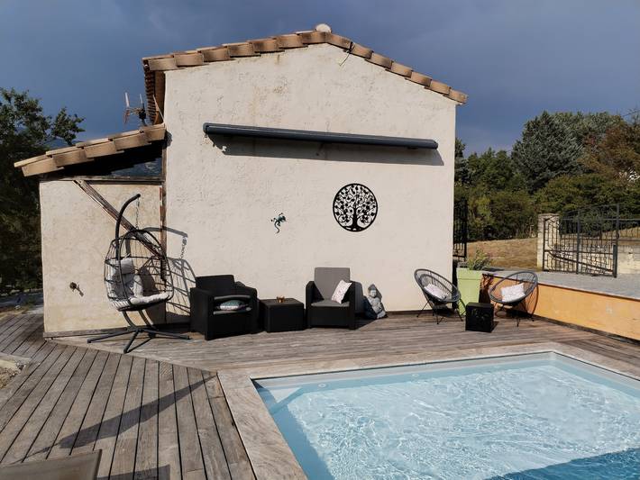 Casa vacanze 'Le Cigalou - Drôme Provenzale' con vista montagna, piscina e Wi-Fi in Sainte-Jalle, Nyons e dintorni