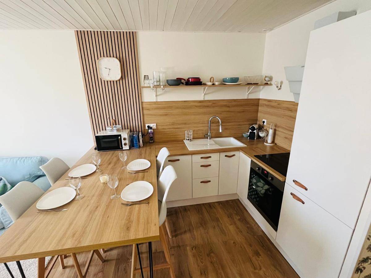 Appartement entier, Standing***Appartement 4 personnes in Reignier-Ésery, Région de Saint-Julien-en-Genevois