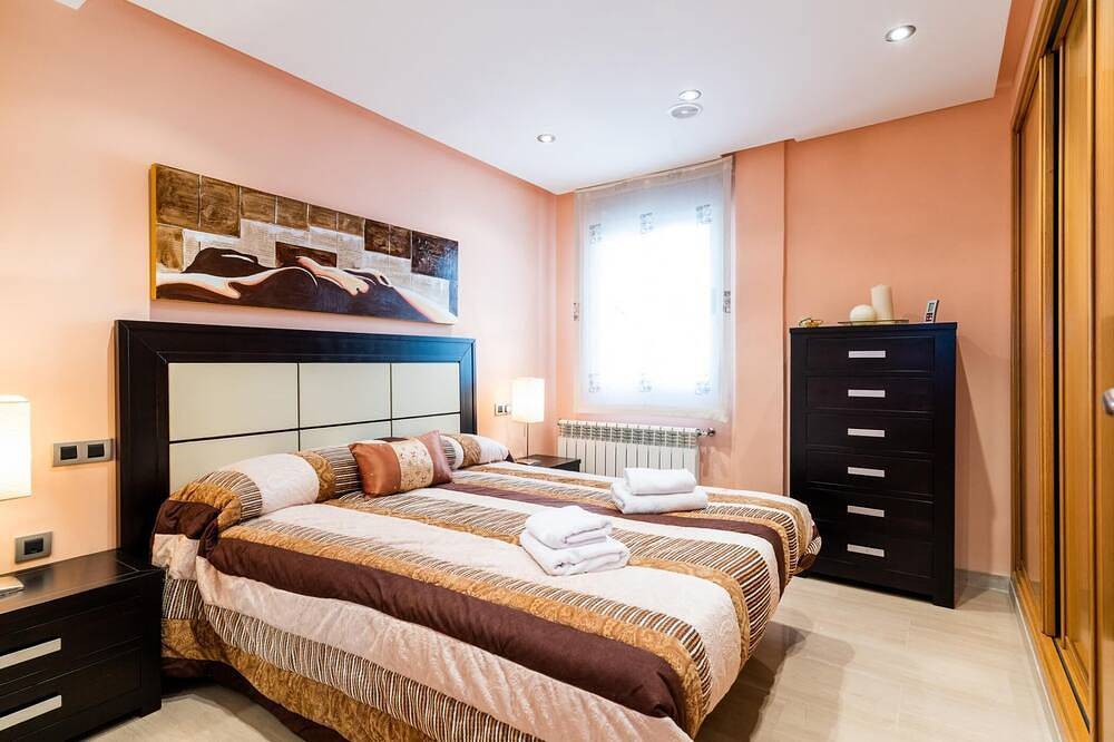 Entire apartment, Apart. en Puerta Real de Granada in Granada, Granada Province