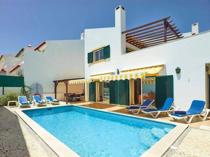 Villa pour 8 personnes, avec Balcon ainsi que Terrasse et Jardin à Altura
