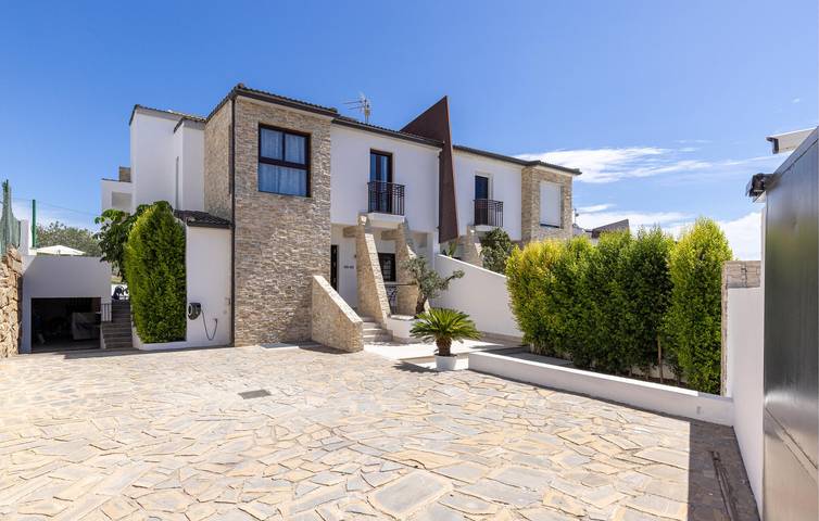 Casa de vacaciones para 8 personas, con Terraza y Piscina en Valle Romano