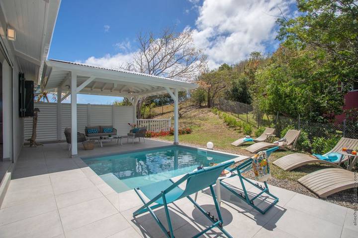 Location de vacances pour 4 personnes, avec piscine et terrasse en Martinique - 4