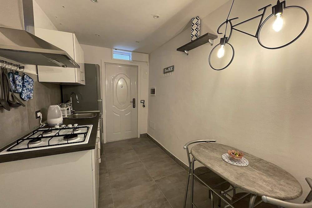 Tufoletto Apartment in Palermo, Palermo Province
