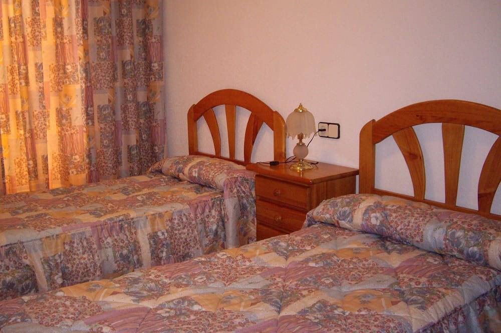 Peñiscola, Townhouse Op 150 M. Van Het Noordstrand in Peñiscola, Costa del Azahar