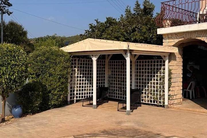 Holiday home for 8 people, with garden and pool - 1