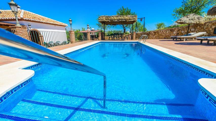 Chalet para 12 personas, con Balcón/Terraza y Piscina en Axarquía - 3
