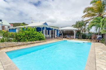 Villa pour 6 personnes, avec jardin et piscine, adapté aux familles à Sainte-Anne (Martinique)