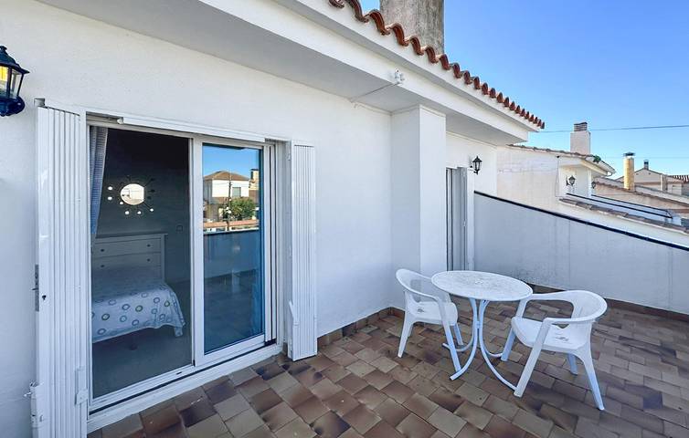 Acogedor apartamento cerca de la playa els Muntanyans in Creixell, Costa Dorada